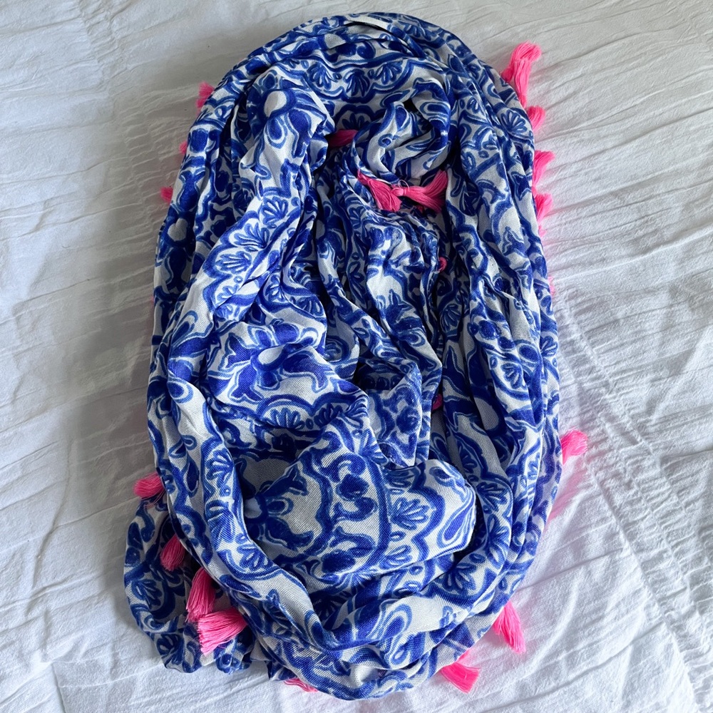 Lilly Pulitzer Riley Infinity Loop Scarf with Pink Tassels - Picture 3 of 5